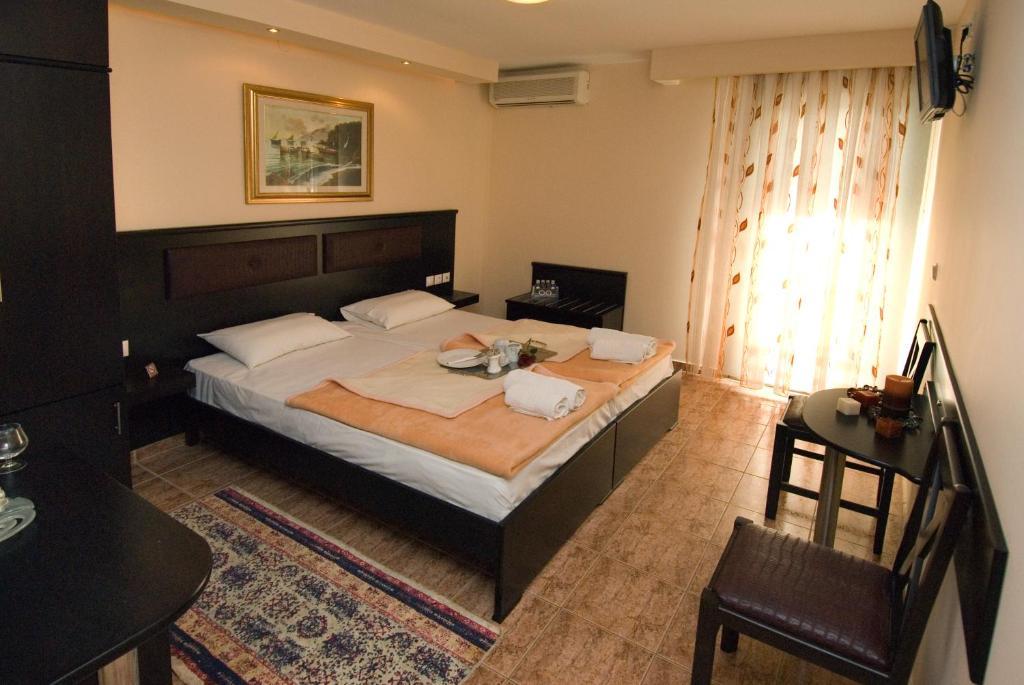 Hotel Dias Olympiakí Aktí Esterno foto