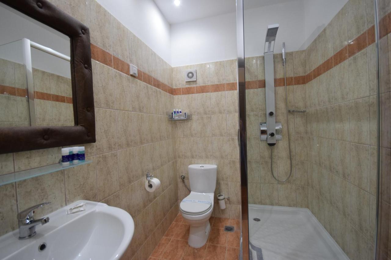 Hotel Dias Olympiakí Aktí Esterno foto